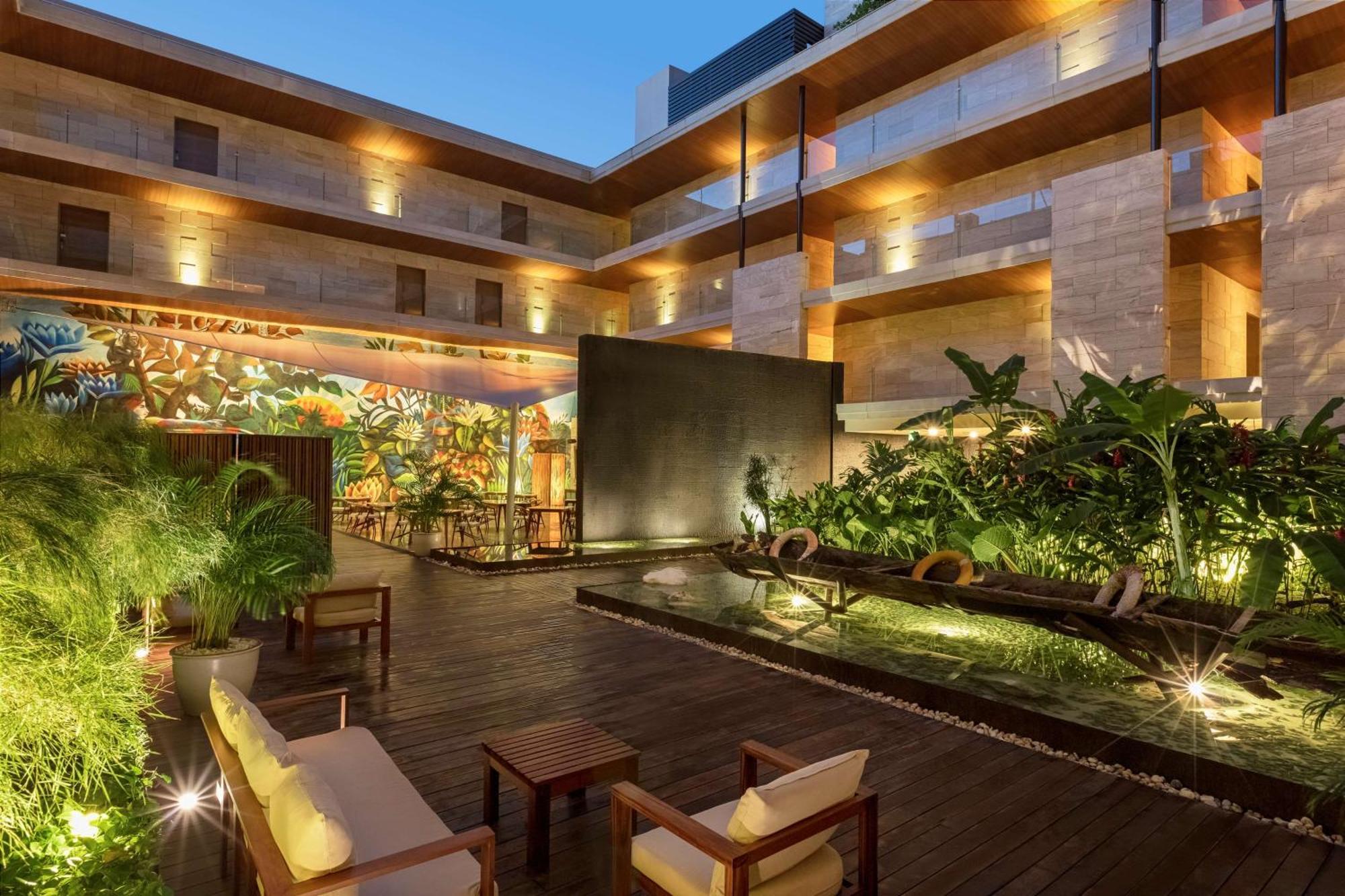 فندق The Yucatan Playa Del Carmen, Adults Only, Tapestry Collection By Hilton المظهر الخارجي الصورة