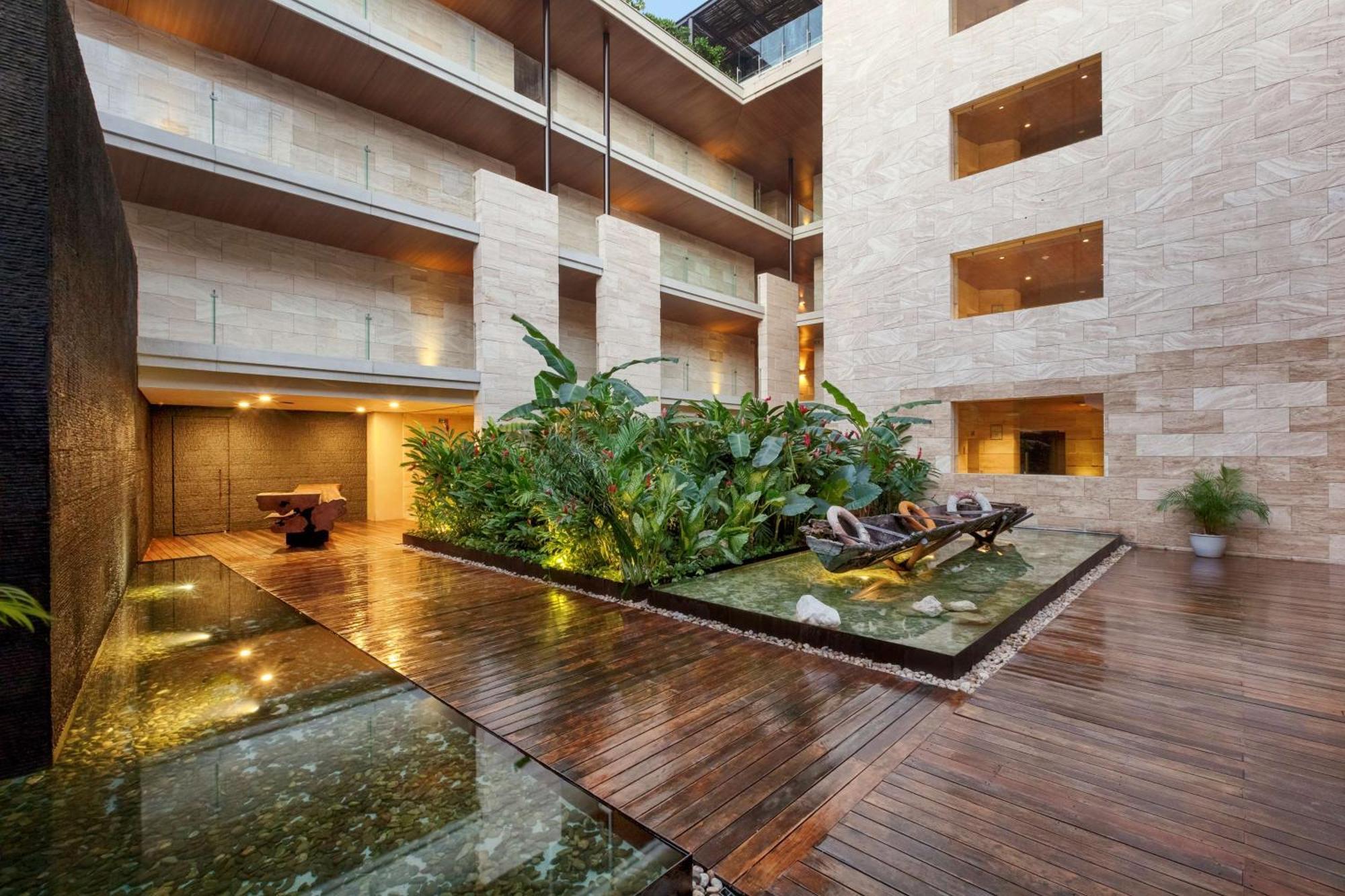 فندق The Yucatan Playa Del Carmen, Adults Only, Tapestry Collection By Hilton المظهر الخارجي الصورة